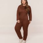 BLUSÃO CRAFT COM RECORTES - CALÇA CRAFT COM PUNHO